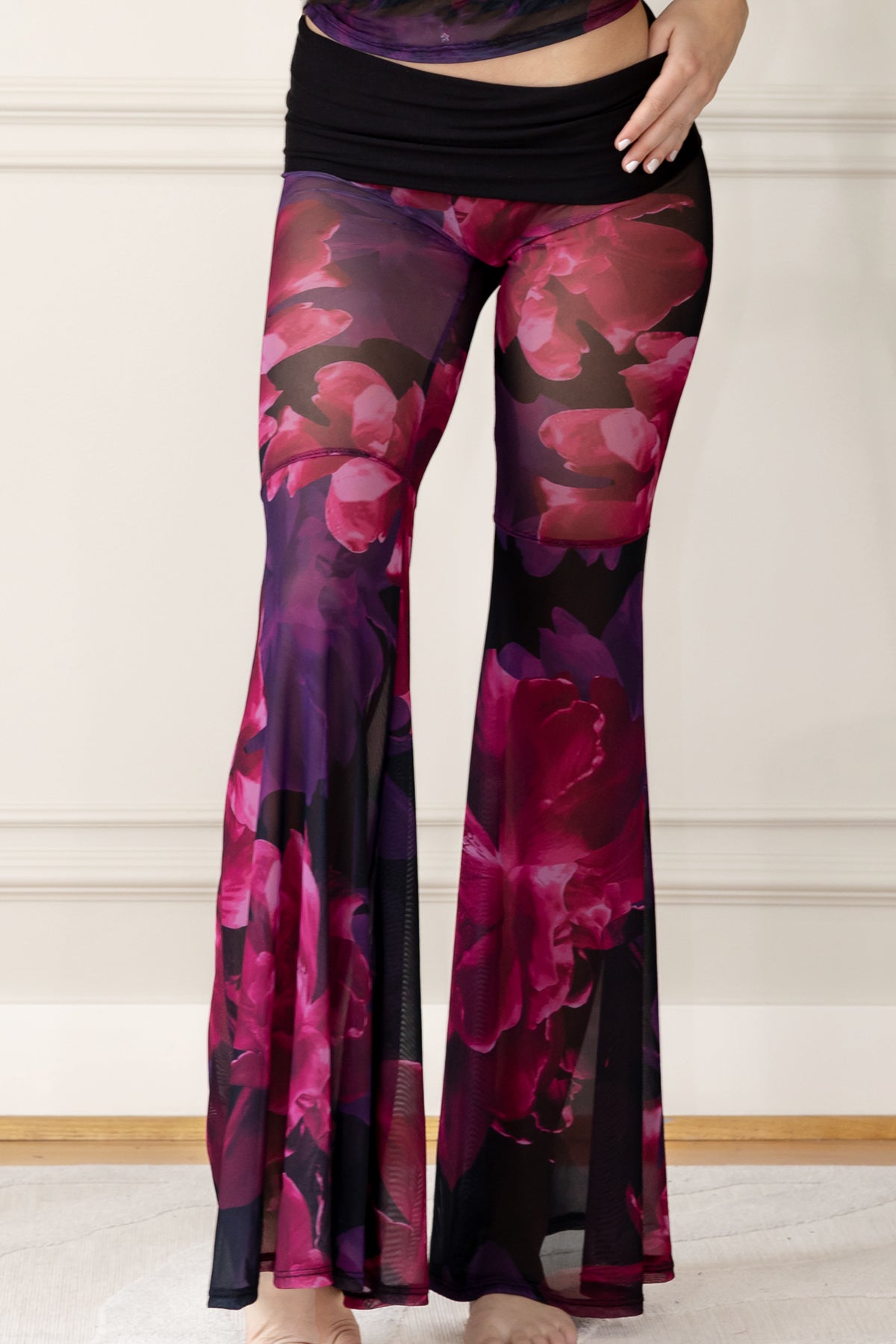 SOPHIE BELLS - NOCTURNAL BLOSSOM MESH