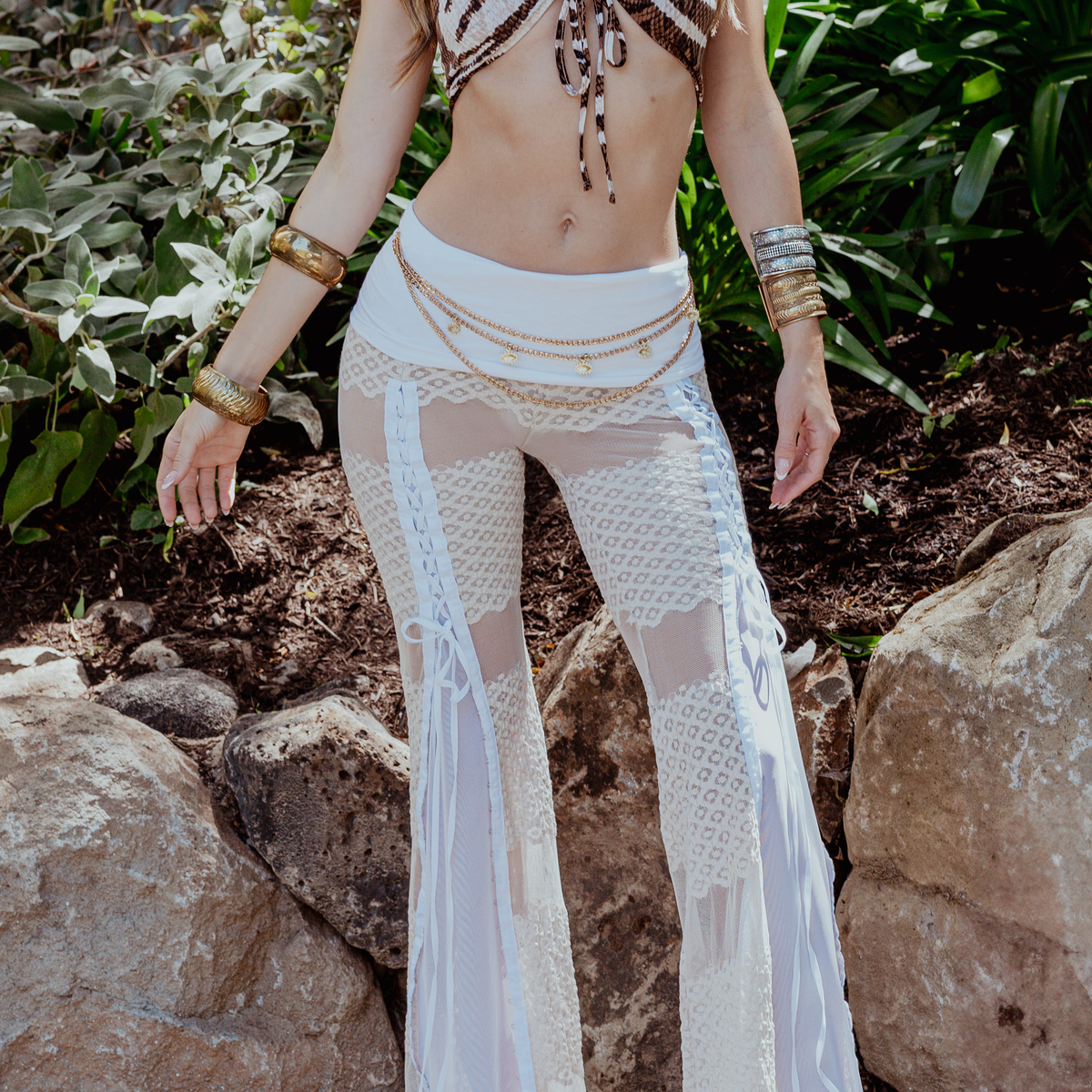 Hendrix_Pant_latte_lace_bellbo
